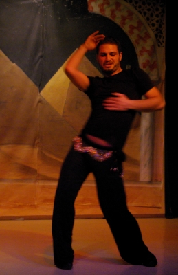 Азад Каан (Azad Kaan)