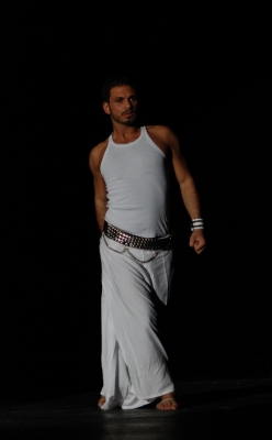 Азад Каан (Azad Kaan)